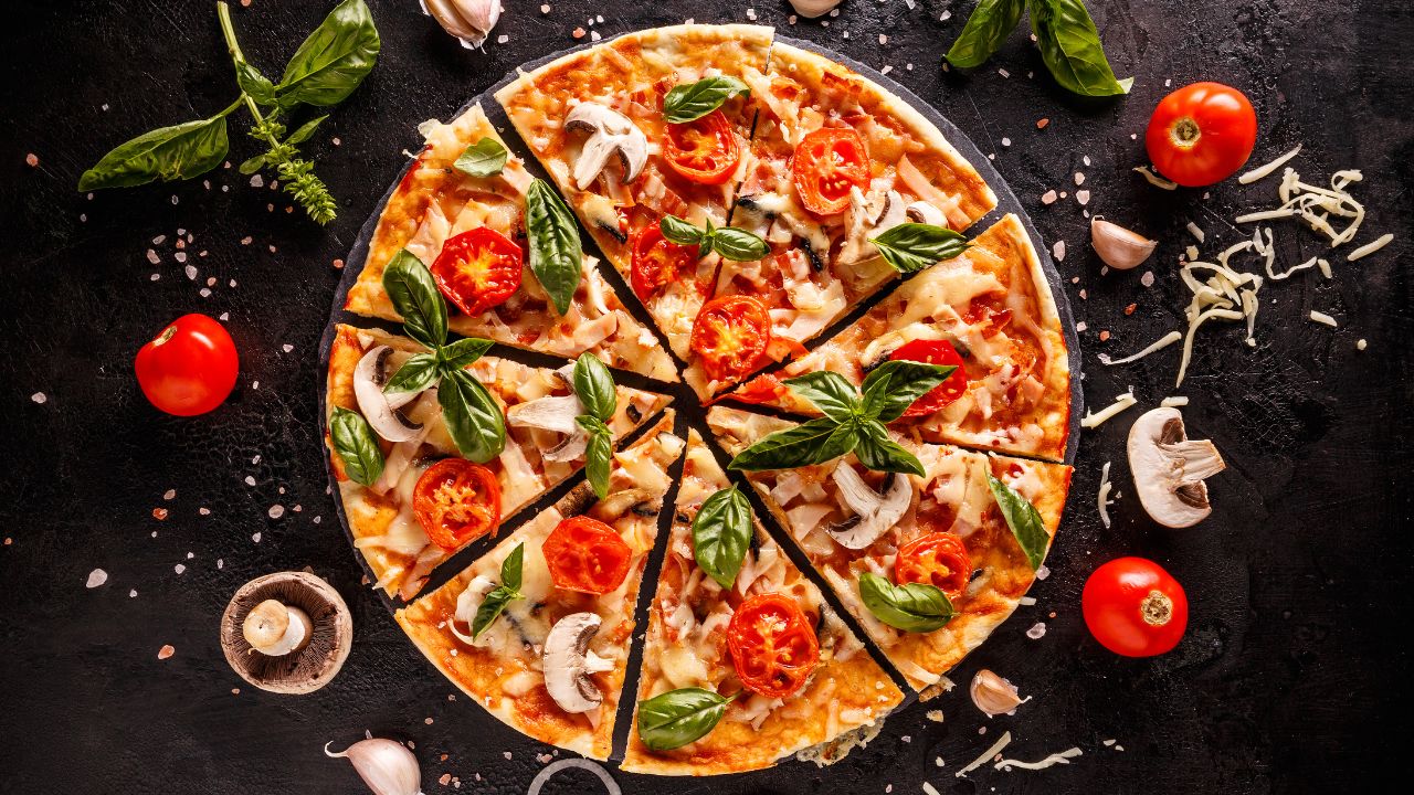 Sekrety włoskiej pizzy: Jak Quattro Canti Wilanów tworzy perfekcyjną pizzę
